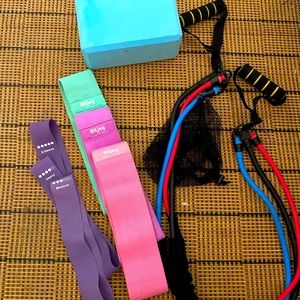 Exercise booty bands, blocks and stretch gear